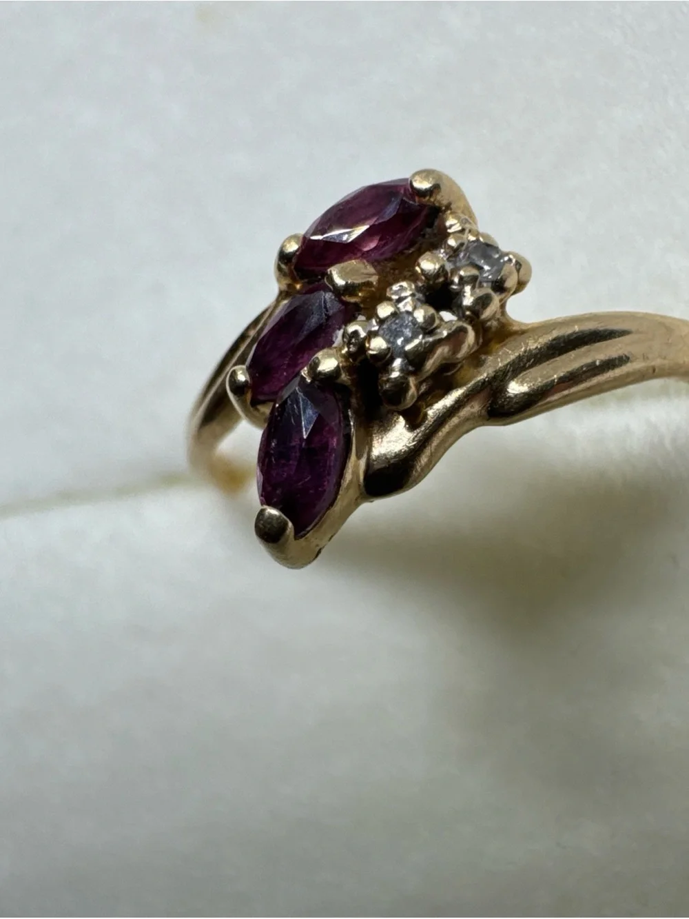 14K Yellow Gold Size 7.5 Marquise Ruby Cluster & Accent Diamond Ring 1.3g